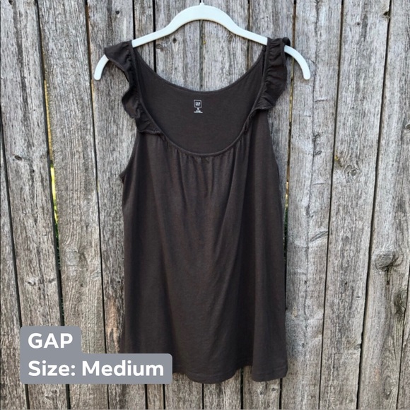 SUMMER TOP BUNDLE - 4 SHIRTS FOR $10 - Picture 3 of 6